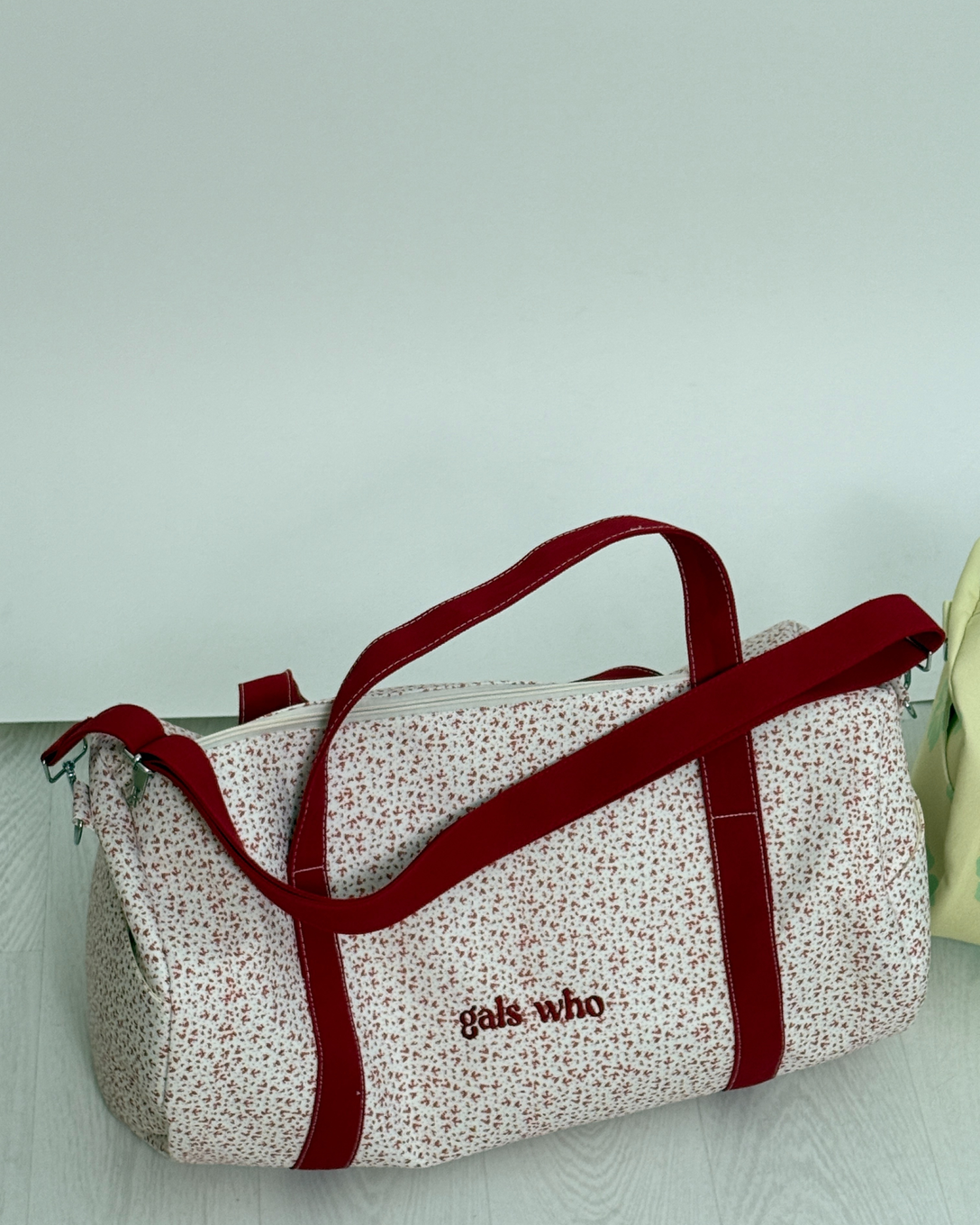 travel bag (ditsy)